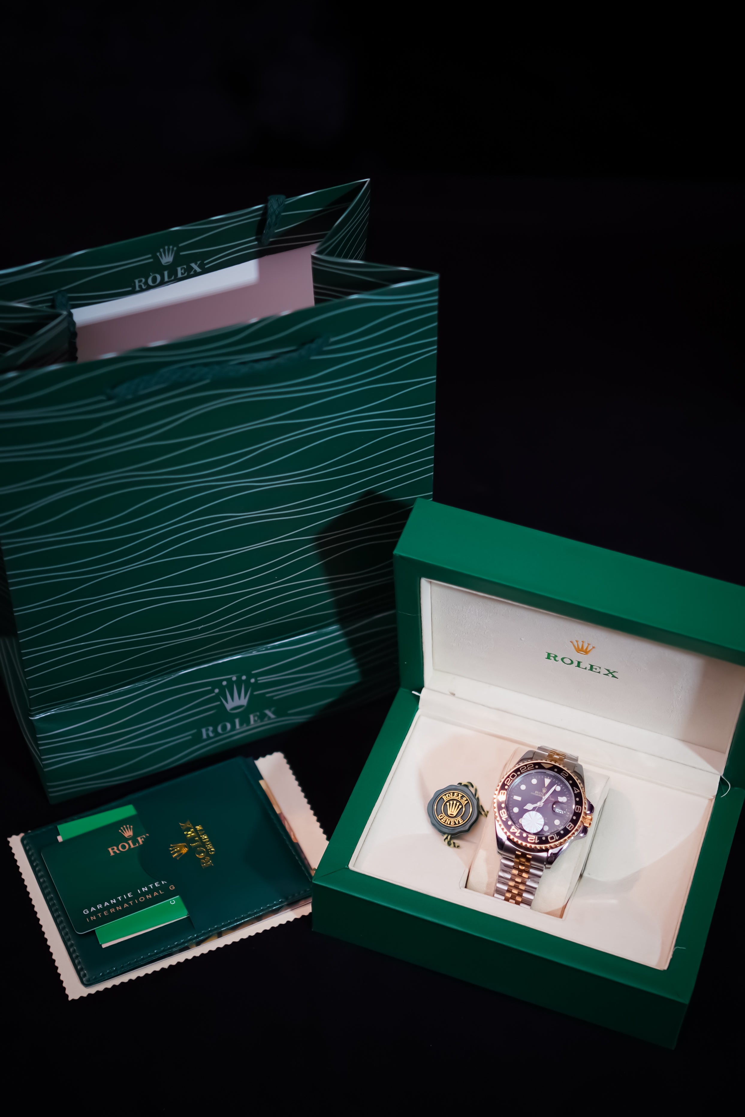 Rolex Submariner Date (Black)