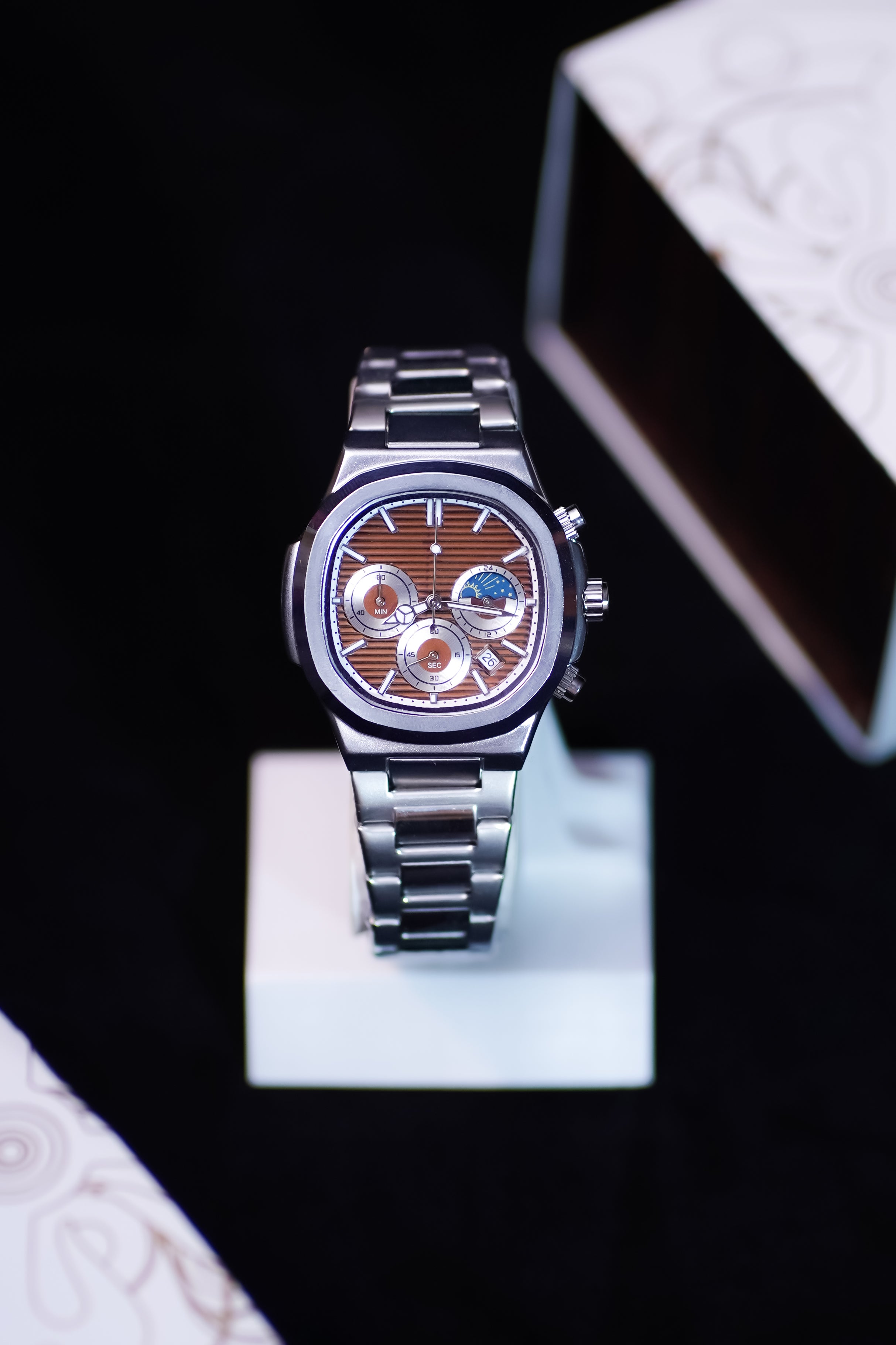 Inspired by PP CHENXI 922 "Nautilus" Chronograph (brown)