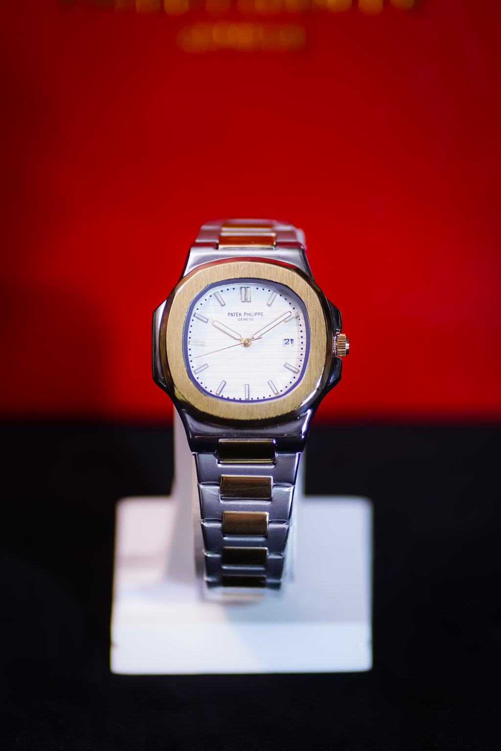 Patek Phillip Heritage Nautilus (Gold & White)