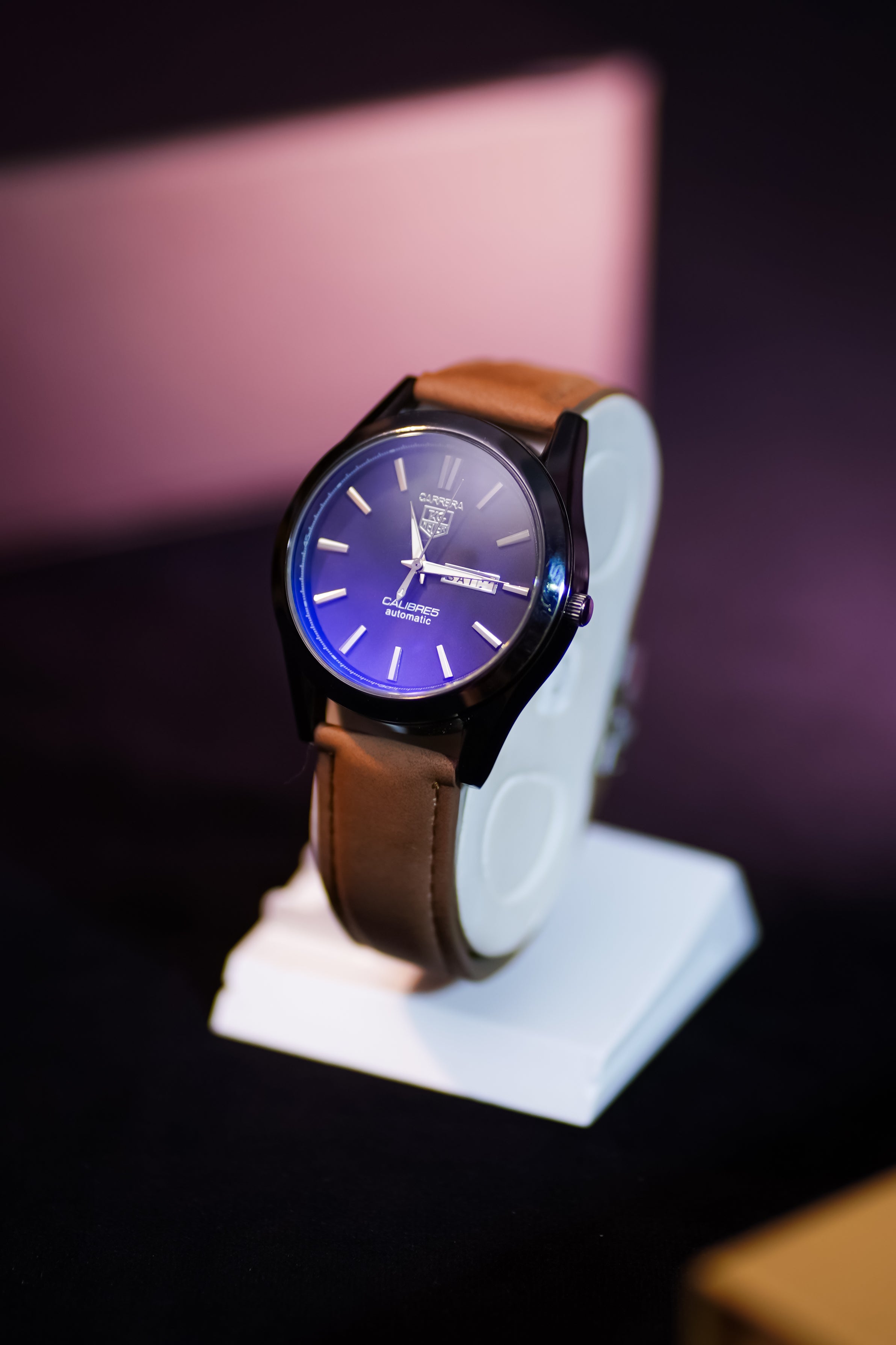 CARRERA CALIBRE 5 自動巻き腕時計 Carrera Calibre 5 (Brown) – Genz Store